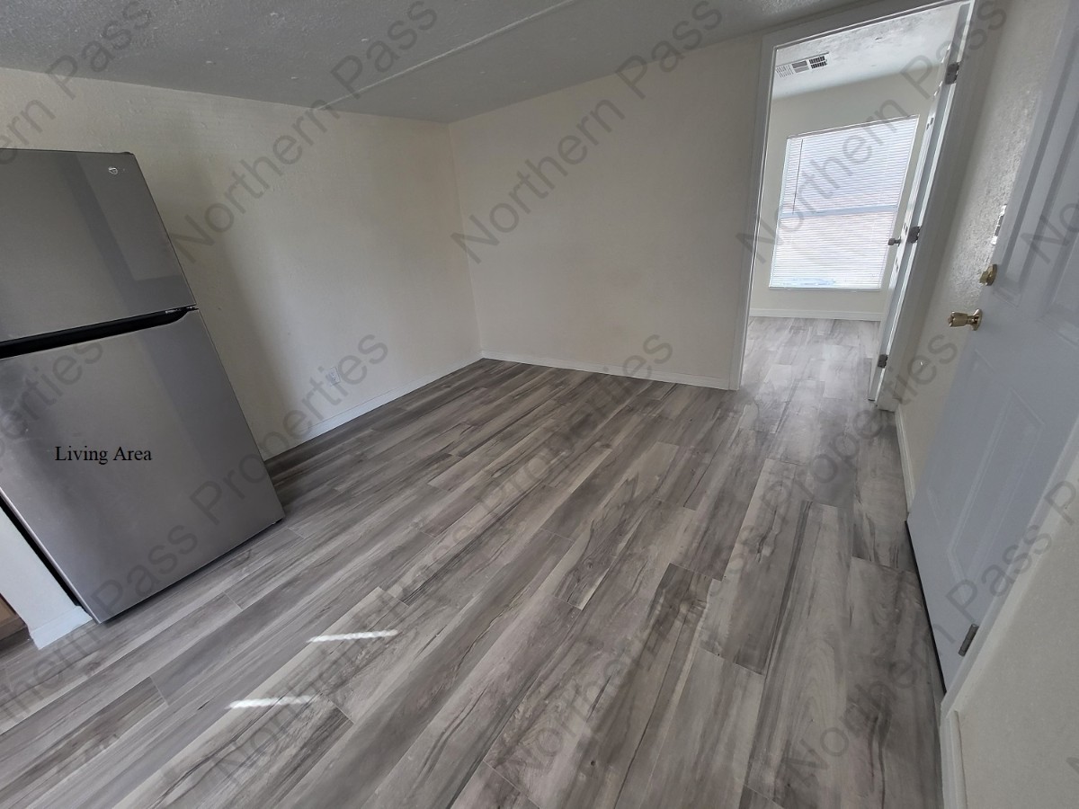 7143 N Loop, El Paso, TX, 79915, Military Housing AHRN